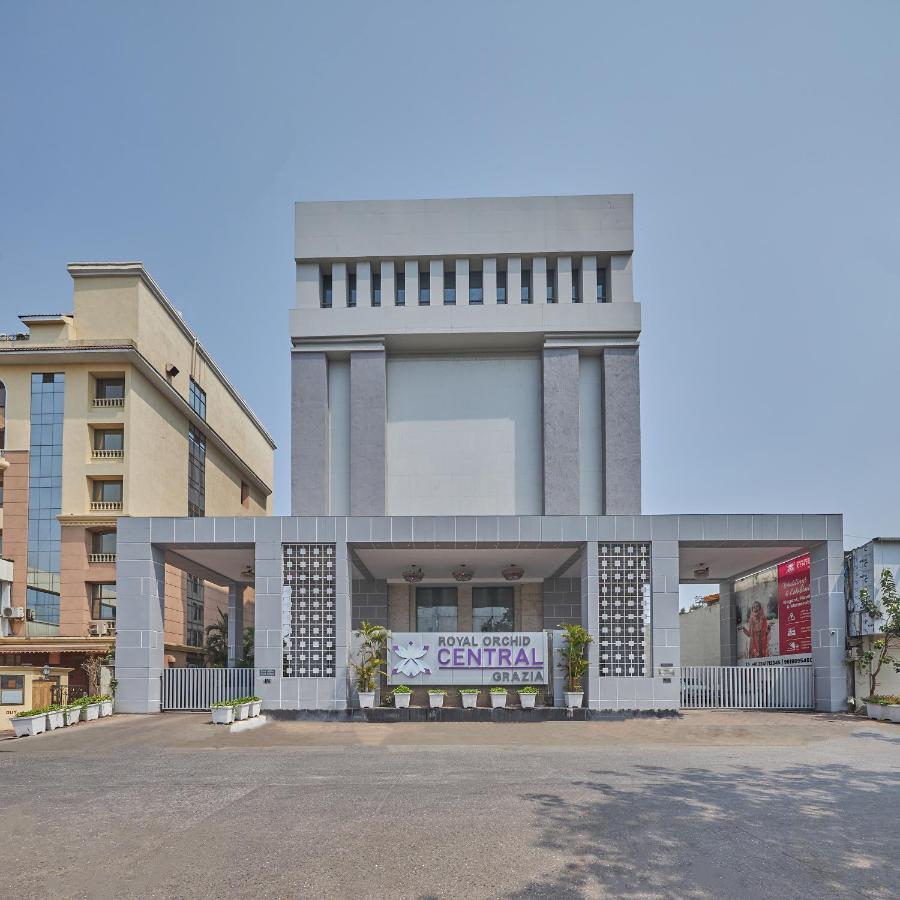 Royal Orchid Central Grazia, Navi Mumbai Exterior foto