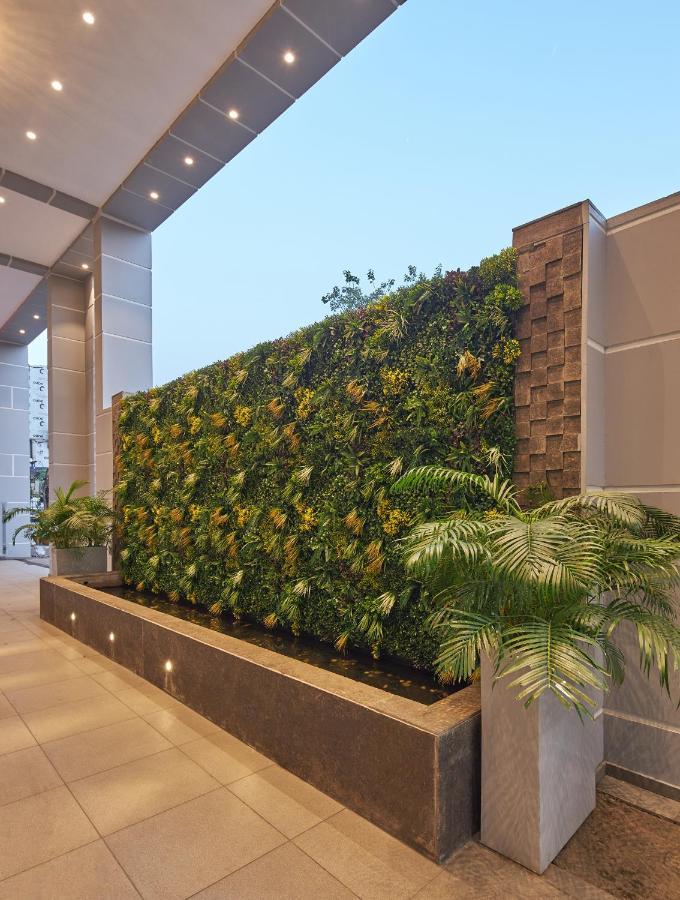 Royal Orchid Central Grazia, Navi Mumbai Exterior foto