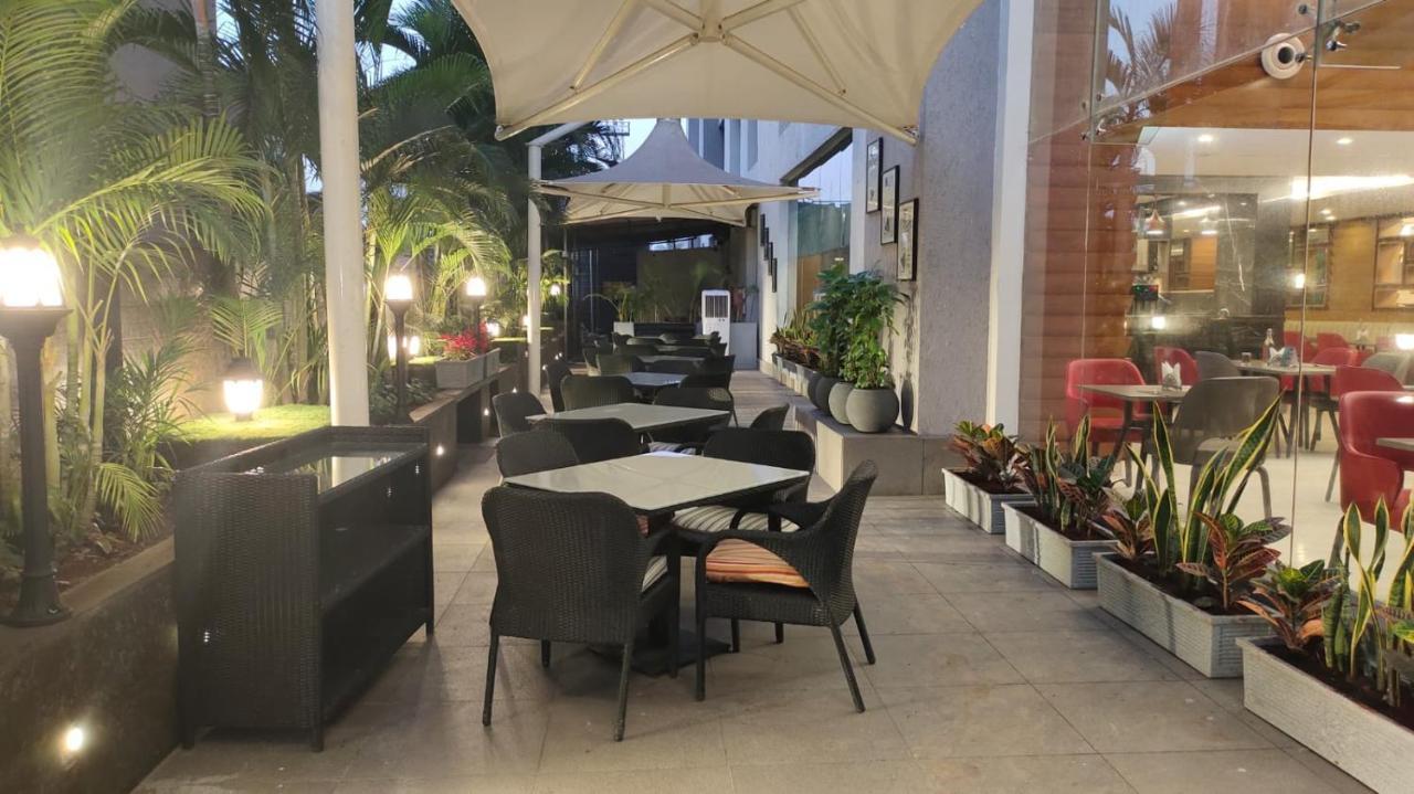 Royal Orchid Central Grazia, Navi Mumbai Exterior foto